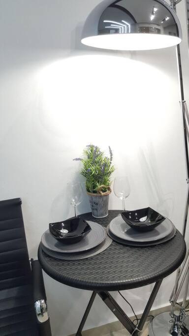 Modern Office Apartment.Wifi,2A/C,Luxury Fur/Tures Thessaloniki Exterior photo