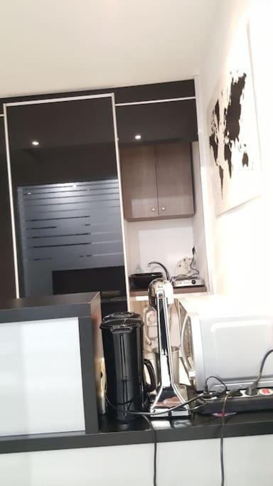 Modern Office Apartment.Wifi,2A/C,Luxury Fur/Tures Thessaloniki Exterior photo
